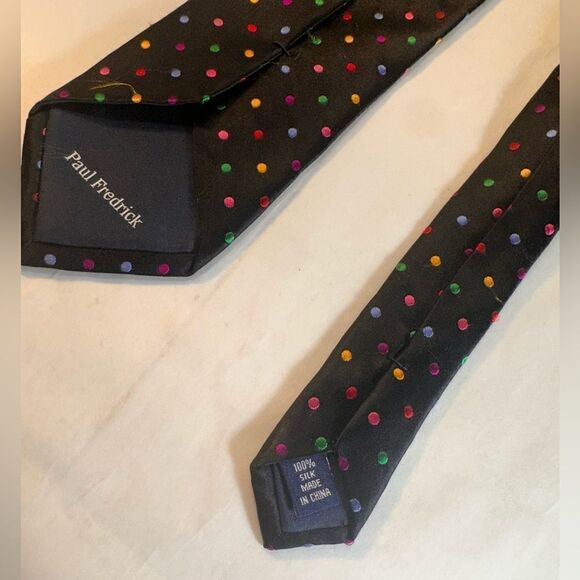 Paul Frank tie - 100% Silk - black with multi polka dots 60” - Picture 1 of 4